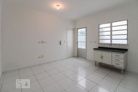 Sala / Cozinha de Casa com 1 quarto, 50m² Vila Guilherme
