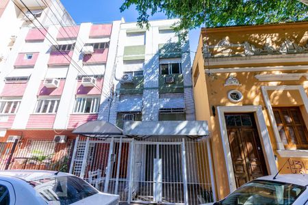 Fachada de apartamento para alugar com 1 quarto, 27m² em Centro Histórico, Porto Alegre