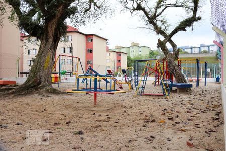 Apartamento para alugar com 49m², 2 quartos e 1 vaga Apartamento para alugar com 49m², 2 quartos e 1 vagaÁrea Comum - Playground