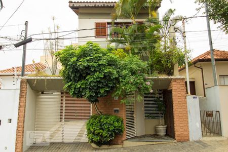 Casa à venda com 286m², 4 quartos e 5 vagasFachada
