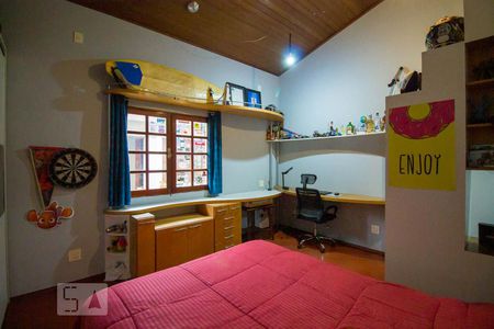 Casa à venda com 286m², 4 quartos e 5 vagasQuarto 1