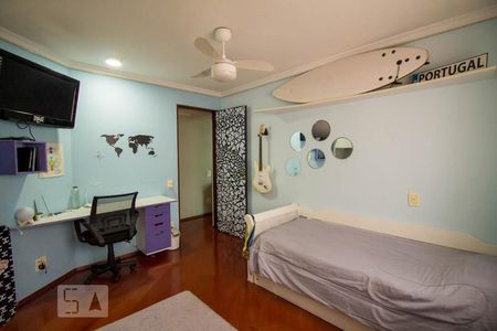 Casa à venda com 286m², 4 quartos e 5 vagasQuarto 2