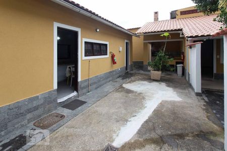 Casa à venda com 400m², 5 quartos e 4 vagasArea externa