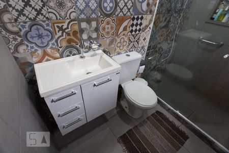 Banheiro Suíte 1  de casa à venda com 5 quartos, 400m² em Vargem Grande, Rio de Janeiro