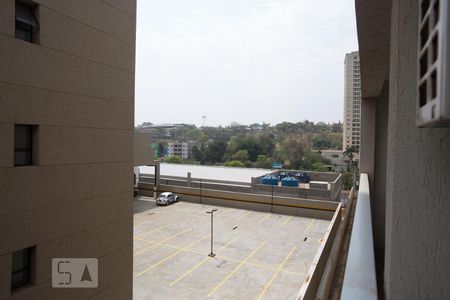 Vista da varanda  de kitnet/studio para alugar com 1 quarto, 32m² em Ribeirânia, Ribeirão Preto