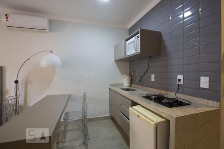 Cozinha de kitnet/studio para alugar com 1 quarto, 32m² em Ribeirânia, Ribeirão Preto