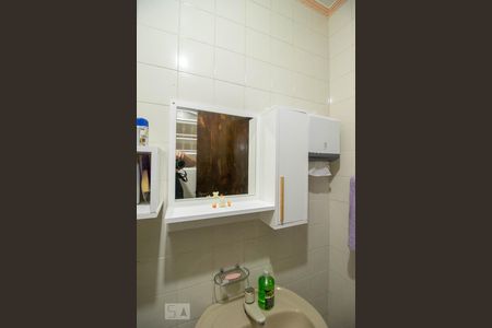 Casa à venda com 345m², 4 quartos e 1 vagaLavabo