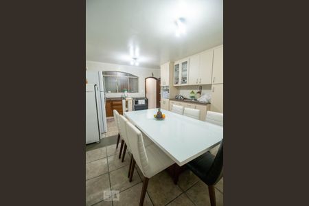 Casa à venda com 345m², 4 quartos e 1 vagaCozinha