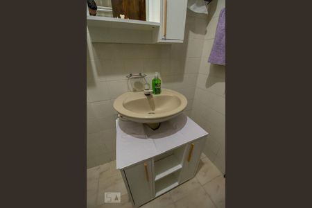 Casa à venda com 345m², 4 quartos e 1 vagaLavabo