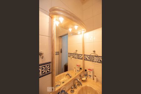 Casa à venda com 345m², 4 quartos e 1 vagaBanheiro da Suíte 1