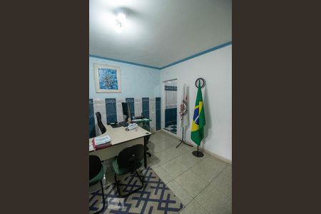 Casa à venda com 345m², 4 quartos e 1 vagaSuíte 2