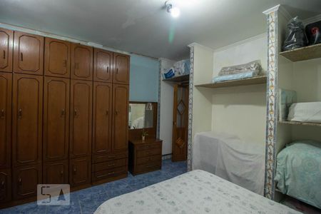 Casa à venda com 345m², 4 quartos e 1 vagaSuíte 1