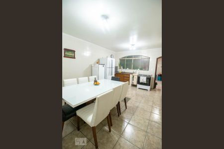 Casa à venda com 345m², 4 quartos e 1 vagaCozinha