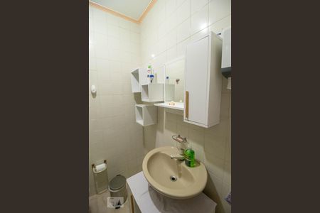 Casa à venda com 345m², 4 quartos e 1 vagaLavabo