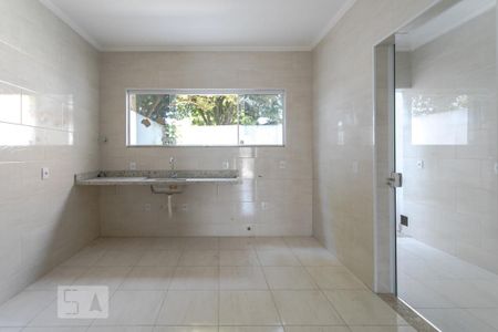 Casa para alugar com 140m², 3 quartos e 3 vagas Casa para alugar com 140m², 3 quartos e 3 vagasCozinha
