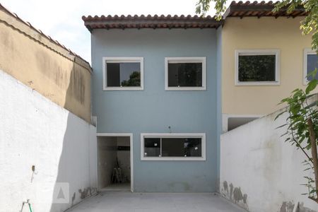 Casa para alugar com 140m², 3 quartos e 3 vagas Casa para alugar com 140m², 3 quartos e 3 vagasQuintal / Fachada dos Fundos