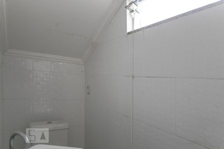 Casa para alugar com 140m², 3 quartos e 3 vagas Casa para alugar com 140m², 3 quartos e 3 vagasBanheiro da Garagem