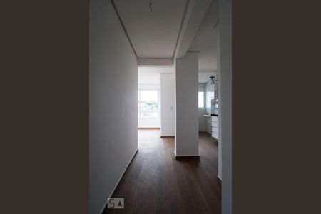Apartamento à venda com 70m², 2 quartos e 2 vagasCorredor