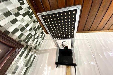 Casa à venda com 100m², 3 quartos e 4 vagasBanheiro