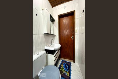 Casa à venda com 100m², 3 quartos e 4 vagasBanheiro