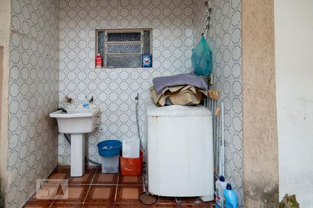 Casa à venda com 200m², 3 quartos e 2 vagasÁrea de Serviço