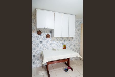 Casa à venda com 200m², 3 quartos e 2 vagasCozinha