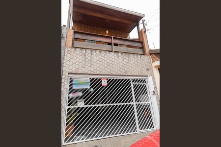 Casa à venda com 158m², 3 quartos e 2 vagasFachada