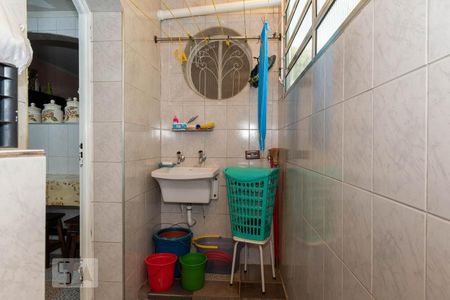 Casa à venda com 158m², 3 quartos e 2 vagasÁrea de Serviço