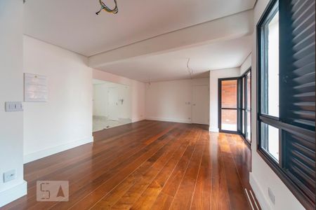 Sala de apartamento para alugar com 3 quartos, 117m² em Jardim Bela Vista, Santo André