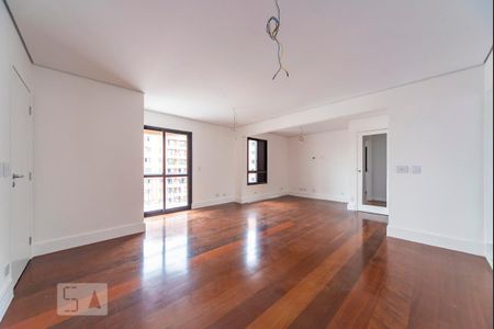 Sala de apartamento para alugar com 3 quartos, 117m² em Jardim Bela Vista, Santo André