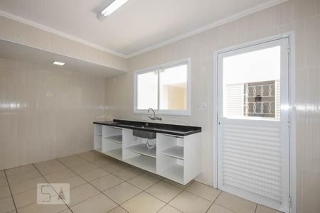Casa para alugar com 180m², 3 quartos e 2 vagasCozinha