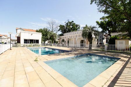 Apartamento para alugar com 51m², 2 quartos e 1 vaga Apartamento para alugar com 51m², 2 quartos e 1 vagaÁrea comum - Piscina