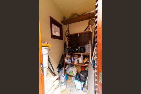 Casa à venda com 365m², 4 quartos e 4 vagasDepósito