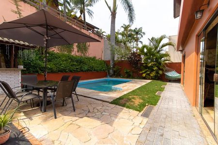 Casa à venda com 365m², 4 quartos e 4 vagasPiscina