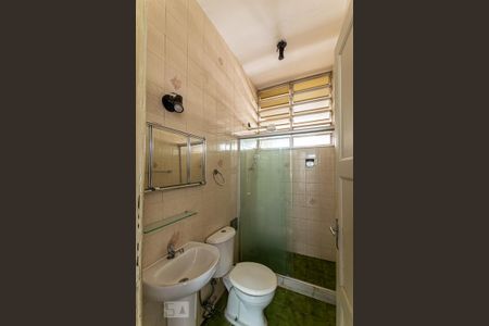 Apartamento para alugar com 72m², 2 quartos e sem vagaBanheiro