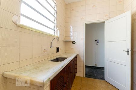 Apartamento para alugar com 72m², 2 quartos e sem vagaCozinha