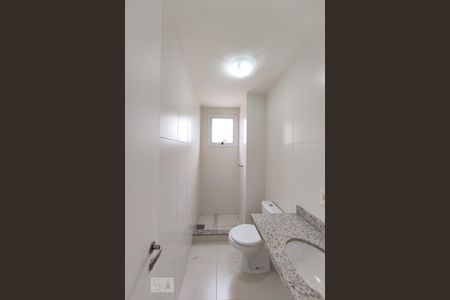 Apartamento à venda com 70m², 2 quartos e sem vagaBanheiro da Suíte