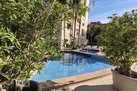 Apartamento à venda com 70m², 2 quartos e sem vagaÁrea comum - Piscina