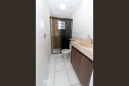 Apartamento à venda com 52m², 2 quartos e 1 vaga Apartamento à venda com 52m², 2 quartos e 1 vagaBanheiro 01