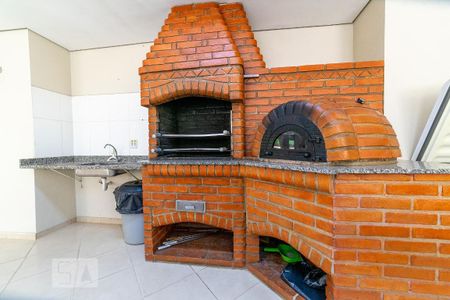 Apartamento à venda com 52m², 2 quartos e 1 vaga Apartamento à venda com 52m², 2 quartos e 1 vagaÁrea comum - churrasqueira 01