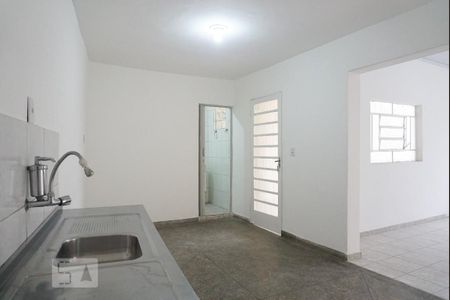 Casa à venda com 55m², 1 quarto e sem vaga Casa à venda com 55m², 1 quarto e sem vagaCozinha