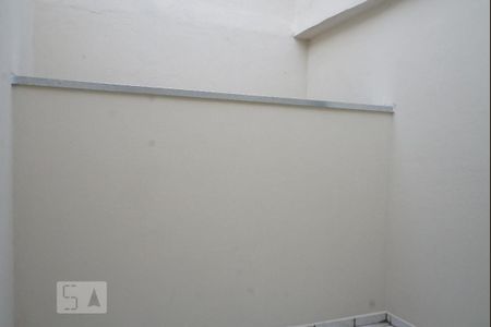 Casa à venda com 55m², 1 quarto e sem vaga Casa à venda com 55m², 1 quarto e sem vagaQuintal