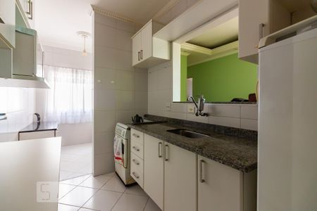 Cozinha de apartamento à venda com 3 quartos, 67m² em São Pedro, Osasco