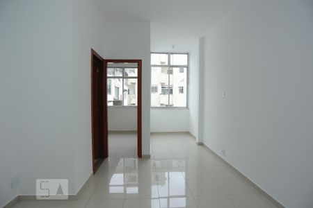 Apartamento à venda com 50m², 1 quarto e 1 vagaSala