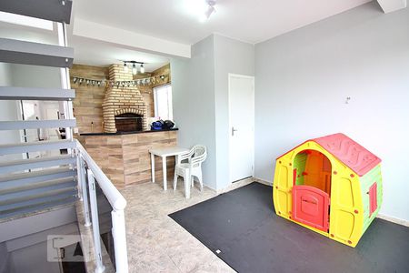 Casa à venda com 220m², 4 quartos e 2 vagasQuintal