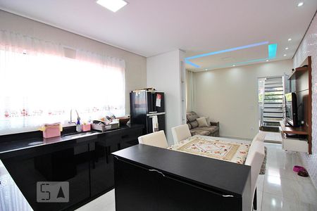 Sala/Cozinha  de casa à venda com 4 quartos, 220m² em Alves Dias, São Bernardo do Campo