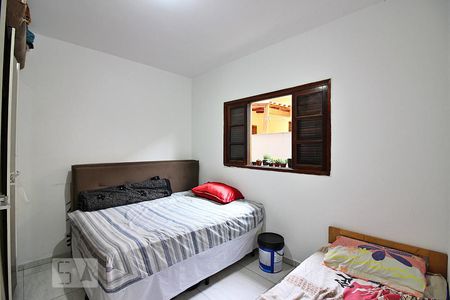 Casa à venda com 220m², 4 quartos e 2 vagasQuarto 2