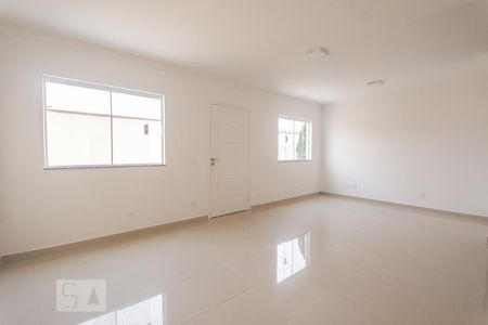 Sala de casa para alugar com 3 quartos, 80m² em Vila Paiva, São Paulo