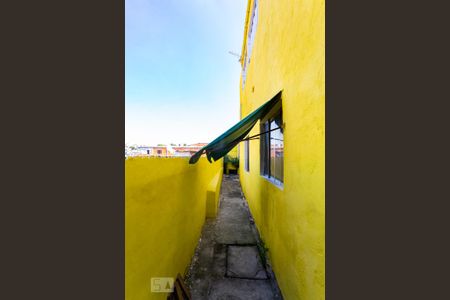 Casa à venda com 65m², 2 quartos e 1 vaga Casa à venda com 65m², 2 quartos e 1 vagaCorredor