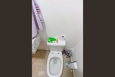 Casa à venda com 300m², 3 quartos e 4 vagasLavabo 1